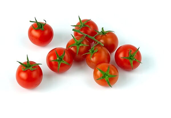 Cherry Tomato (Solanum lycopersicum var. cerasiforme)